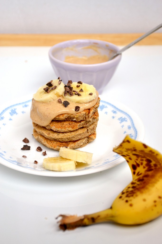 Banana Oatmeal Pancakes with Creamy Peanut Butter Sauce