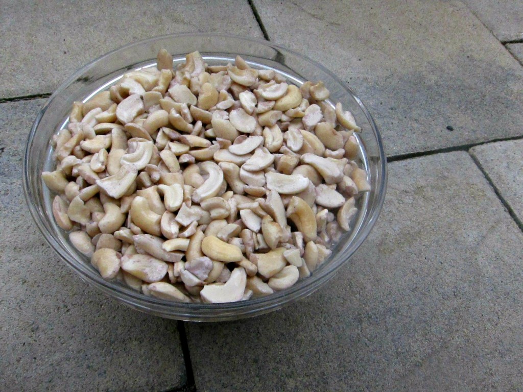 Vegan Tiramisu Cheesecake - soaked cashews