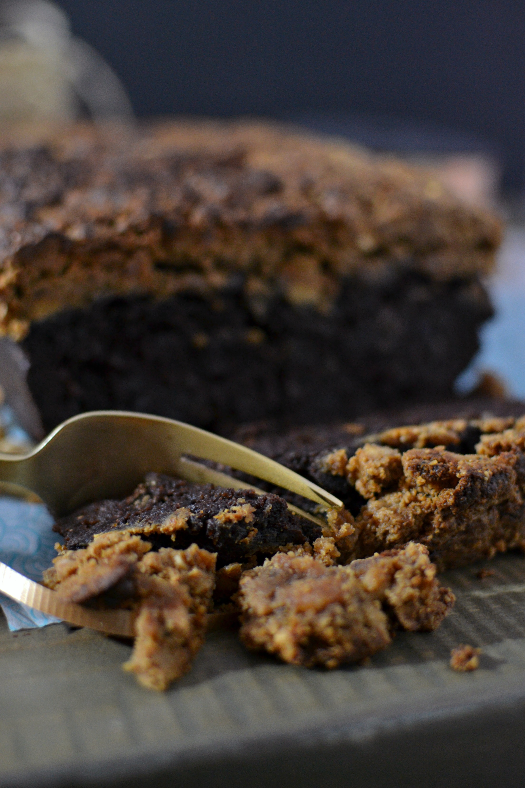 Peanut Butter Cookie Crusted Brownie 2